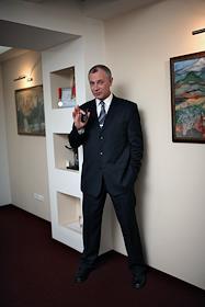 Глава группы компании 'Гориславцев и Ко', живописец, целитель Константин Гориславцев во время интервью