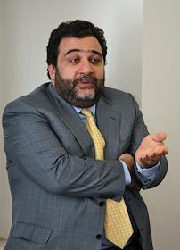 Председатель Совета директоров Группы компании 'Тройка-Диалог' Рубен Варданян во время интервью