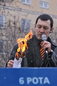 Акция 'Русский марш', организованная 'Славянским Союзом' и Движением против нелегальной иммиграции (ДПНИ), у метро Новослободская