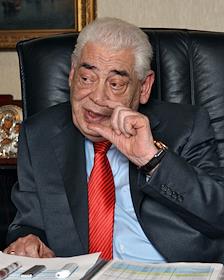 Председатель правления банка 'Возрождение' Дмитрий Орлов в центральном офисе банка