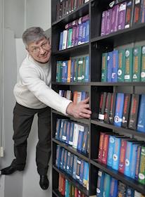 Генеральный директор издательства 'Издания Максимова' Андрей Максимов во время интервью