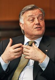 Президент ОАО 'РЖД' Владимир Якунин во время интервью, в офисе компании