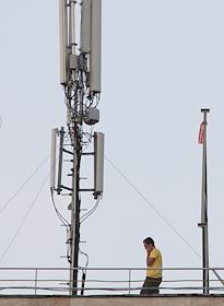 Телекоммуникация и связь (Укртелеком. Мобильная связь. Интернет). Банки