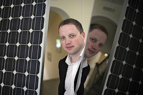 Председатель совета директоров компании НИТОЛ Дмитрий Котенко во время интервью