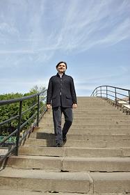 Президент компании 'Восточный экспресс' Дмитрий Гуржий во время интервью в офисе ТЦ 'Аркадия'