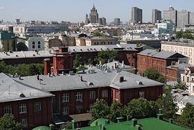 Сандра Недвецкая - международный директор по работе Christie's в России и СНГ. Для рубрики  'Фабрика грёз'