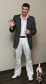 Генеральный директор Креативного агентства R&I Group Юний Давыдов во время интервью