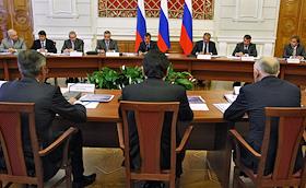 Президент России Дмитрий Медведев провел совещании по вопросам прикаспийского сотрудничества в Астрахани.
