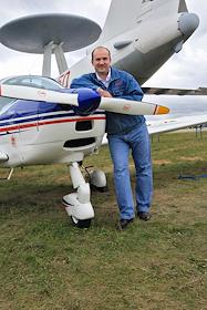 Президент компании Jet Group Александр Евдокимов на Международном авиационно-космическом салоне 'МАКС-2009' в подмосковном Жуковском, на территории ФГУП 'ЛИИ имени М.М.Громова'