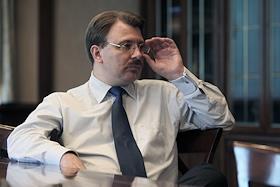 Заместитель генерального директора Российского авторского общества Олег Патрин во время интервью