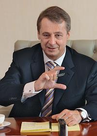 Руководитель бизнес-единицы ТЭК, старший вице-президент компании 'АФК Система' Александр Корсик, в офисе компании