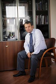 Генеральный директор сети 'Новый книжный' Михаил Иванцов во время интервью