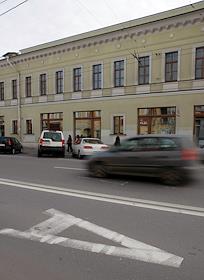 Дом № 8 на улице Покровка.
