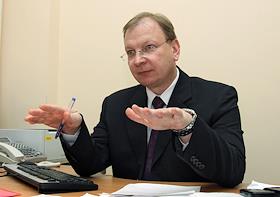 Помощник руководителя Федеральной службы по надзору в сфере связи, информационных технологий и массовых коммуникаций 
(Роскомнадзор) Михаил Воробьев