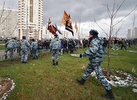 Акция 'Русский марш' у станции метро 'Люблино'