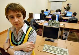 Участница спецпроекта журнала 'Деньги' и компании 'Mail.ru', менеджер интернет-проекта учебного компьютерного центра 'Специалист' при МГТУ им. Баумана Моторина Елена.



