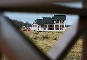 Строящийся посёлок 'Гагарин-Лэнд' в Смоленской области по Минскому шоссе