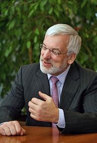 Президент компании ФБК, управляющий партнер Сергей Шапигузов во время интервью в офисе компании