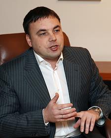 Кризис-менеджер, управляющий партнер  УК 'МЕНЕДЖМЕНТ911+' Сергей Елисеев.
