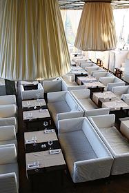 Интерьер ресторана 'Облака'