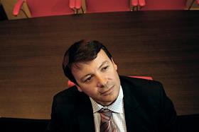 Генеральный директор компании 'Градиент' Новосельский Леонид во время интервью