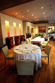 Интерьер ресторана 'Carre Blanc'