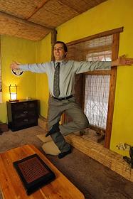 Андрей Успенский, генеральный дииректор инвестиционного фонда 'Флеминг Фэмили' во время интервью в Клубе Чайной Культуры в Саду 'Эрмитаж'