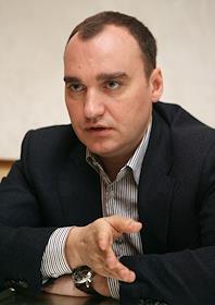 Руководитель автомобильного направления холдинга 'Меркури' (Mercury) Оскар Ахмедов, во время интервью в ресторане 'Баккара'