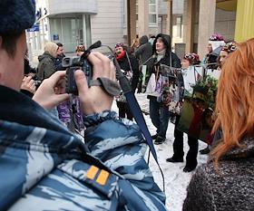 Пикет в поддержку узбекской журналистки Умиды Ахмедовой, у посольства Узбекистана в России