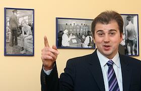 Ведущий юрист компании 'Антипризыв.ру' Мгунянц Артем