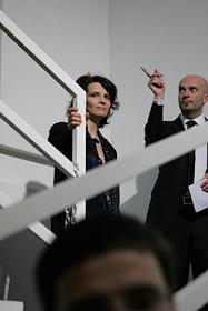 Выставка художественных работ французской актрисы Жюльетт Бинош (Juliette Binoche) в рамках седьмого фестиваля 'Французская весна' в галерее 'Цех'