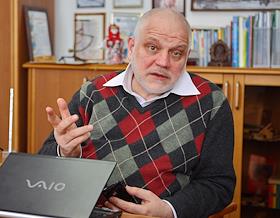 Член-корреспондент отделения математических наук российской академии наук (РАН) и отделения общего образования, ректор московского института открытого образования Семенов Алексей Львович