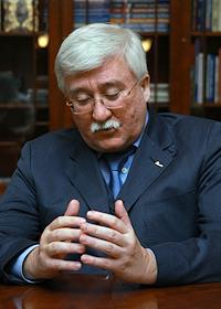 Генеральный директор ОАО 'ГСКБ 'Алмаз-Антей' Игорь Ашурбейли во время интервью в офисе компании