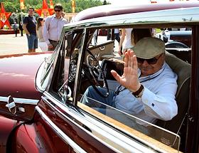 Ралли Mercedes-Benz Classic Day. Старт на Воробьевых горах (1-2373), финиш у музея частных коллекций 'Автовилль' (с 2374)