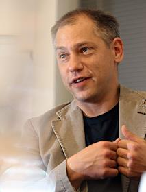 Алексей Костарев, основатель компании I-Jet (казуальные игры) и Олег Царьков, управляющий партнер Svsrog Capital во время интервью