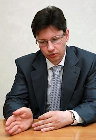 Генеральный директор 'Агентства по ипотечному жилищному страхованию' (АИЖК) Леонид Векшин, в офисе компании