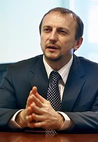 Директор департамента розничного кредитования Абсолют Банка Александр Будник. 
