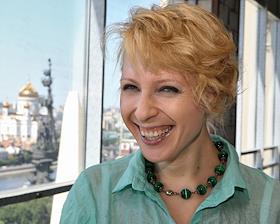 Телеведущая Яна Чурикова выбирает квартиру в жилом комплексе 'Имперский дом'