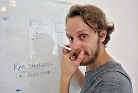 Создатель проекта 'lookatme.ru' Василий Эсманов