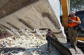 Снос коттедже в поселке 'Серебряный Бор' вдоль улицы Таманская