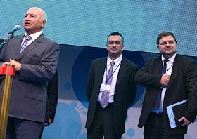 Мэр Москвы  Юрий Лужков на X Московском Международном салоне инноваций и инвестиций