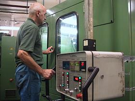 Чеканка монет на Монетном Дворе в Санкт-Петербурге