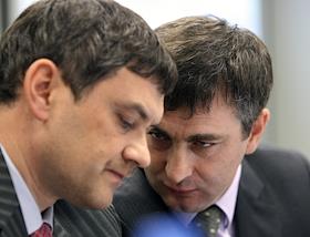 П\к 'Проект Прохорова раскрывает дизайн', на которой был  представлен дизайн первых моделей автомобиля - совместного проекта группы 'ОНЭКСИМ' и холдинга 'ЯРОВИТ' прошла
в центральном офисе агентства 'Интерфакс'