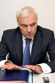 Председатель совета директоров ОАО 'ММК' Виктор Рашников на инвестиционном форуме ВТБ Капитал 'Россия зовет!' - 2010, в Конгресс-центре ЦМТ