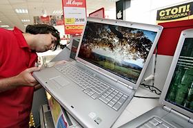 Ноутбуки 'Dell' в магазине бытовой техники и электроники 'М Видео'