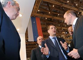 Церемония вручения премий 'Друзья бренда Испании' и 'Друзья испанских брендов' в рамках  Дня испанских брендов, на выставке, посвящённой Году Испании в России и Году России в Испании, в ЦВЗ 'Манеж'