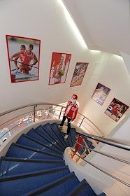 Интерьер спортивного магазина Bosco Sport в ГУМЕ