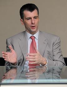 Михаил Прохоров во время интервью