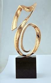 Киноприз от издательского дома 'Коммерсантъ', учрежденный для фильмов участников Московского международного кинофестиваля (ММКФ)