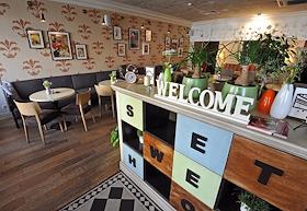 Ресторан 'Сьюит Хом Кафе'. Интерьер